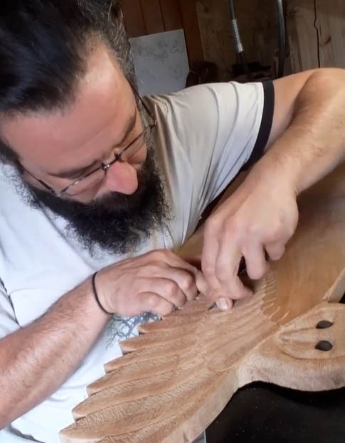 Artisan à l’œuvre à Brancion