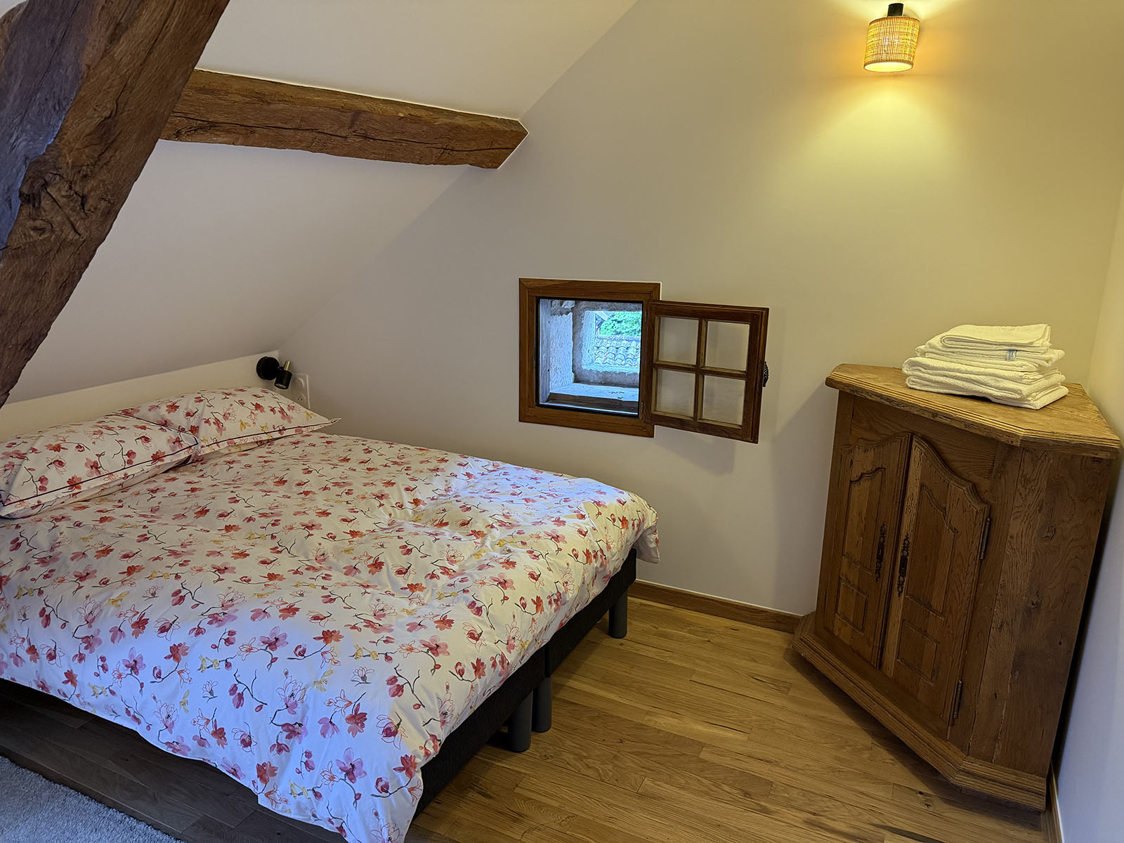 Chambre Éloïse à l’Auberge de Brancion