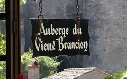 enseigne-auberge-brancion-logement